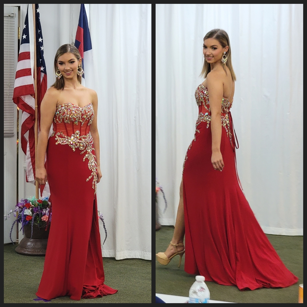 Glamorous Strapless Red Gown with Rhinestone Accents